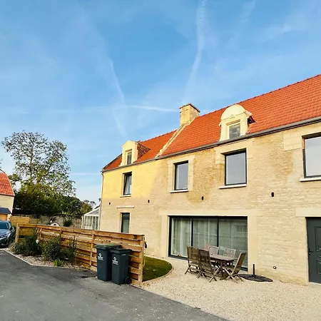 Avec Jacuzzi Chic & Cosy Entre Caen Et La En Normandie Holiday home Bieville-Beuville